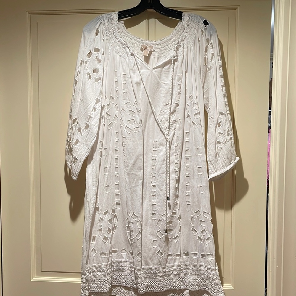 Eyelet 3/4 sleeve mini dress